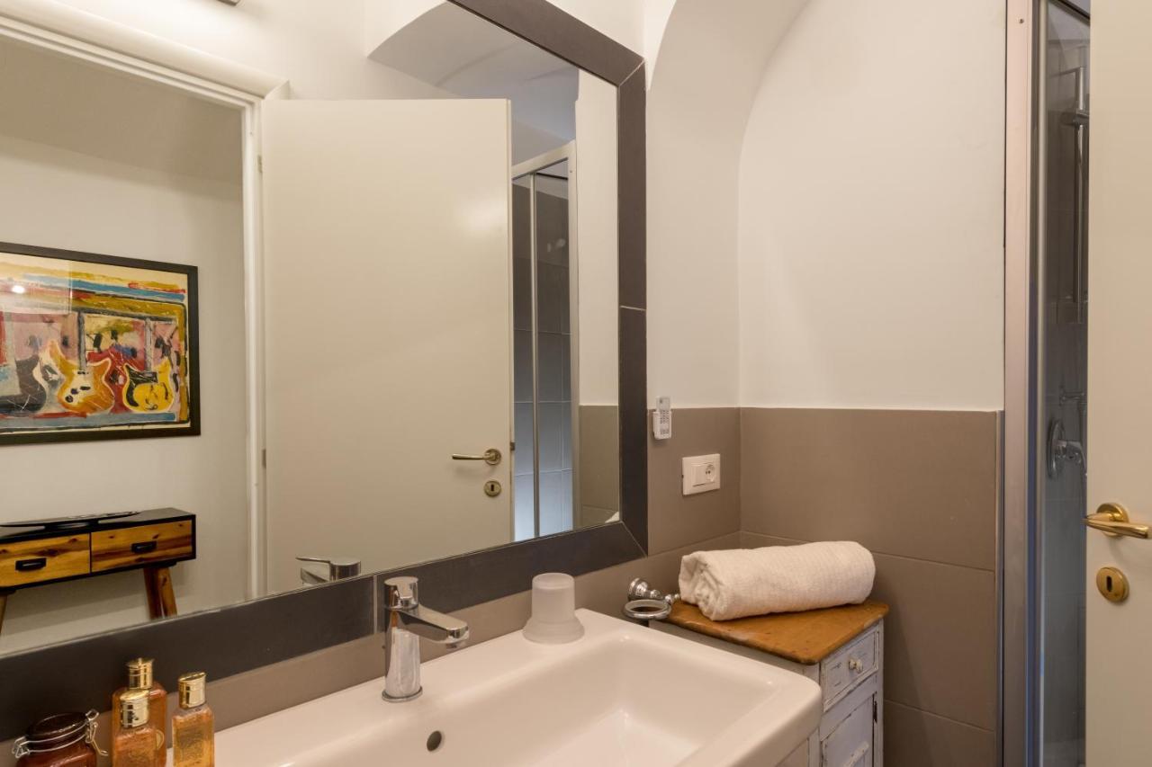 New! Amazing Piazza Navona View Apartment Roma Ngoại thất bức ảnh